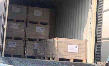 We load goods and export calcium silicate board to Denmark